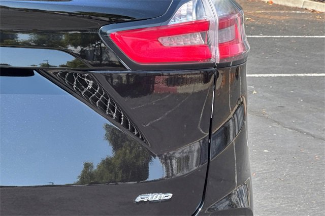 Used 2024 Ford Edge SEL image 33