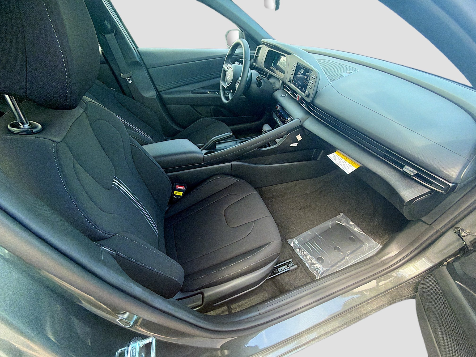 New 2026 Hyundai Elantra Sport FWD image 20