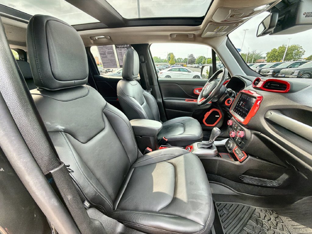 Used 2021 Jeep Renegade Limited w/ Sun & Sound Group AWD/4WD image 25
