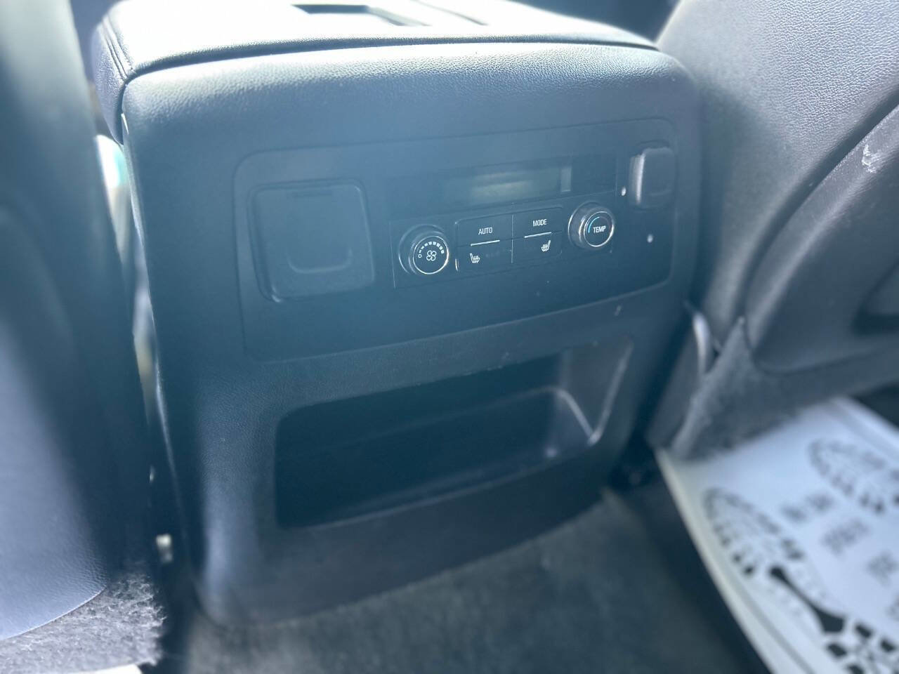 Used 2015 Chevrolet Tahoe LTZ image 19