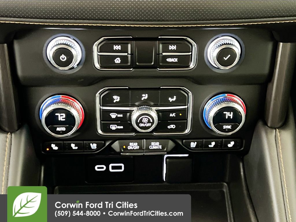 Used 2023 GMC Yukon AT4 w/ Technology Package image 9
