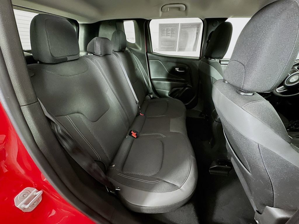 Certified 2023 Jeep Renegade Altitude image 36