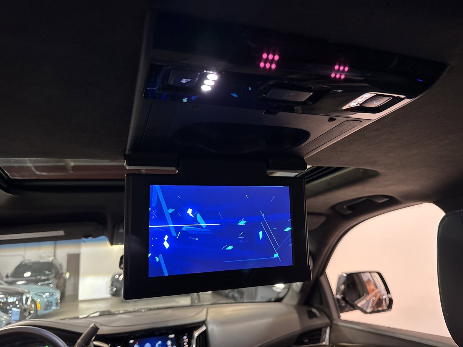 Used 2017 Cadillac Escalade ESV Platinum image 21