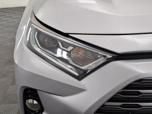 Used 2020 Toyota RAV4 XSE w/ All Weather Liner Package AWD/4WD image 20