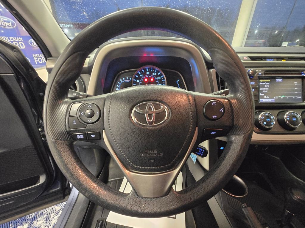 Used 2014 Toyota RAV4 LE image 13