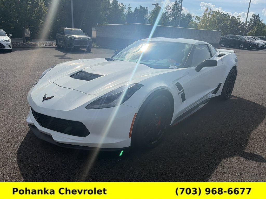 Used 2019 Chevrolet Corvette Grand Sport RWD image 3