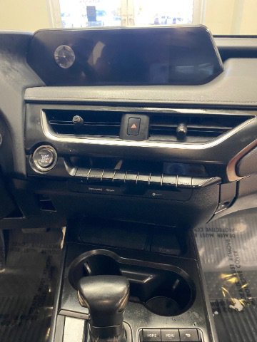 Used 2021 Lexus UX 200 w/ Accessory Package (Z1) image 20