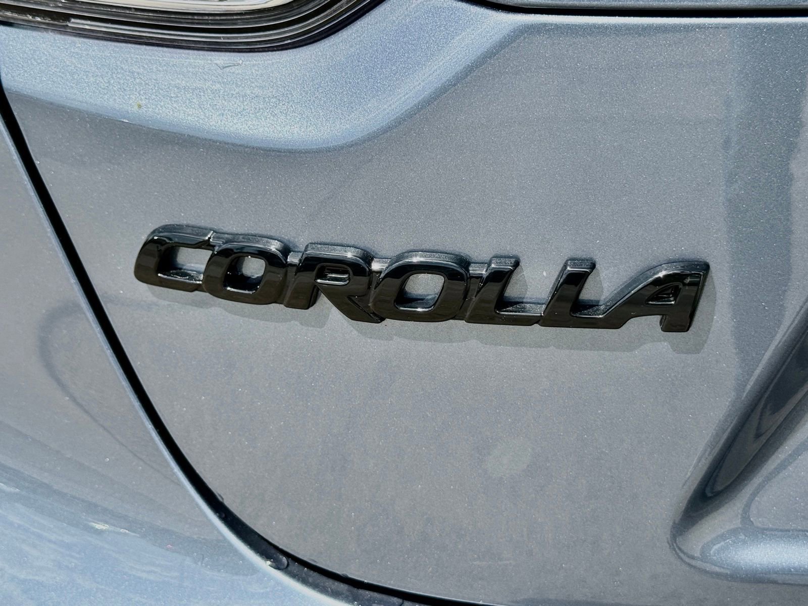 Used 2026 Toyota Corolla LE w/ Carpet Mat Package (TMS) image 17