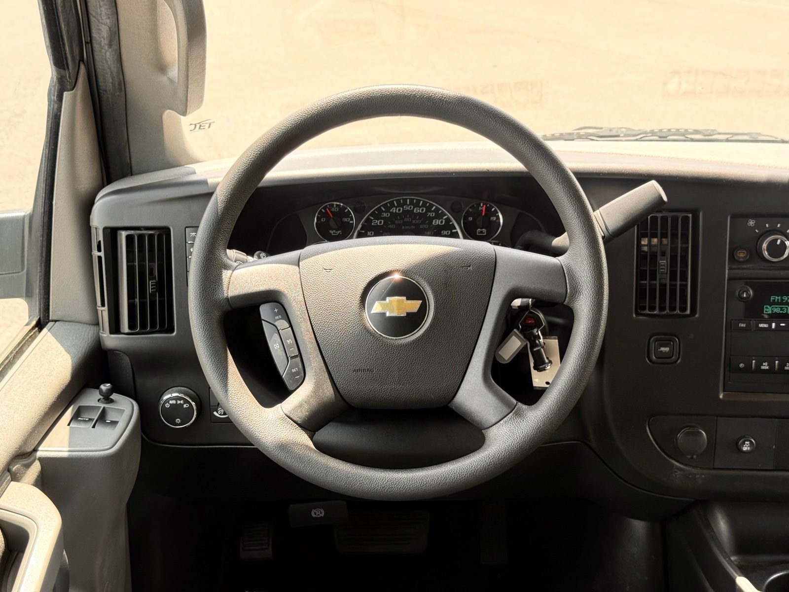 Used 2020 Chevrolet Express 3500 LT w/ LT Preferred Equipment Group RWD image 25