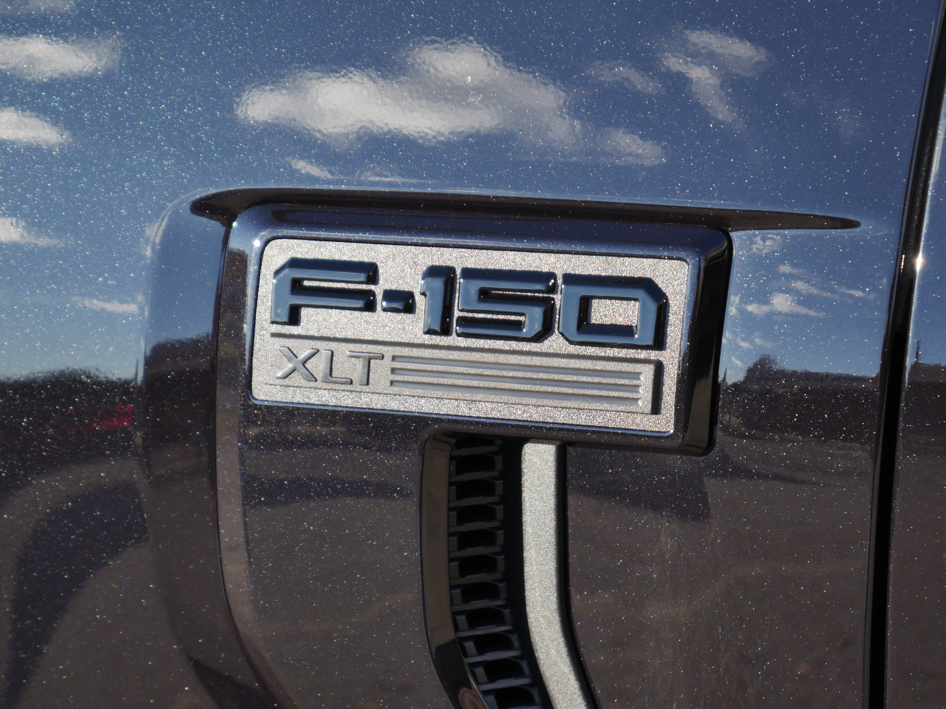 New 2025 Ford F150 XLT w/ Equipment Group 301A Standard image 16