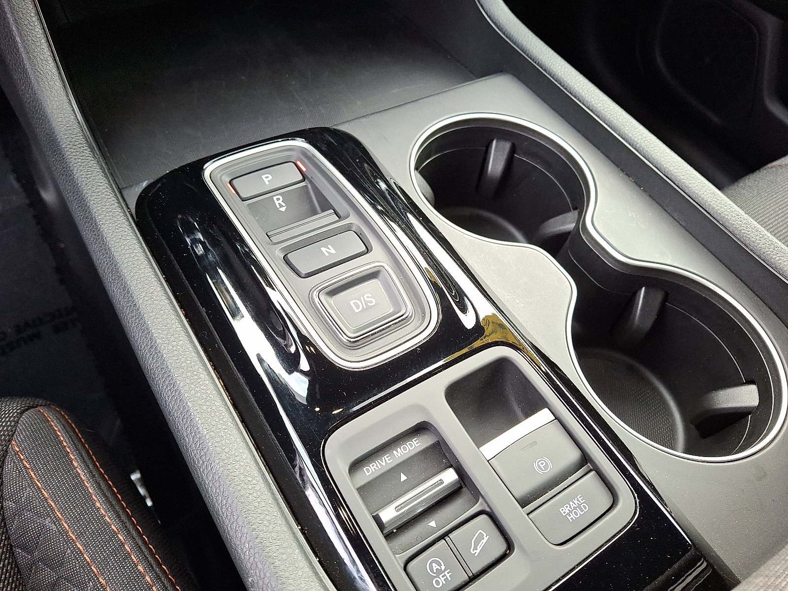 Used 2025 Honda Pilot Sport image 22