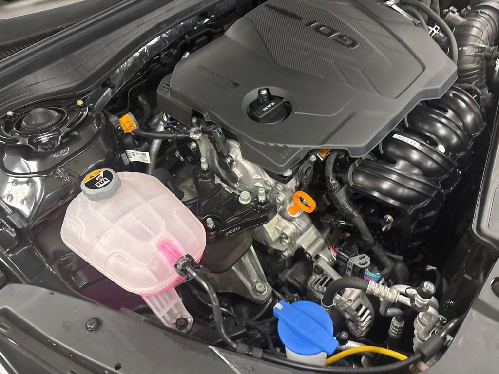 Used 2025 Kia K5 GT-Line image 35