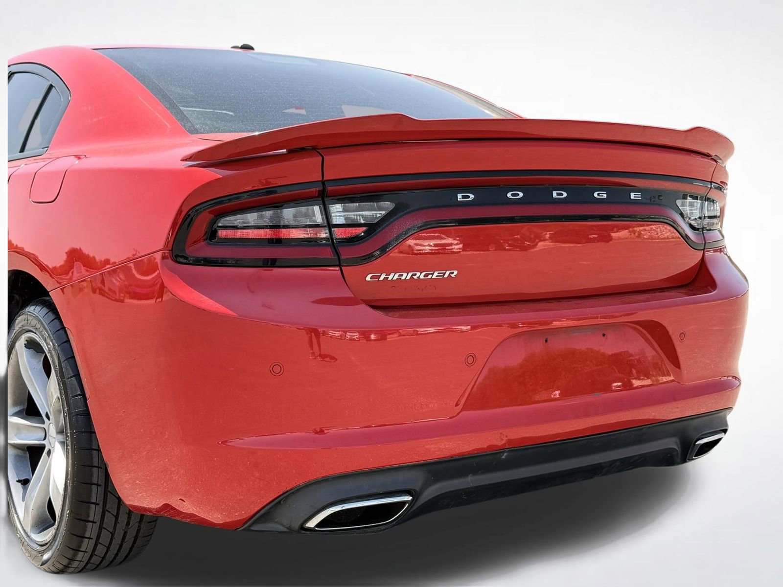 Used 2017 Dodge Charger SE w/ Popular Equipment Group RWD image 5