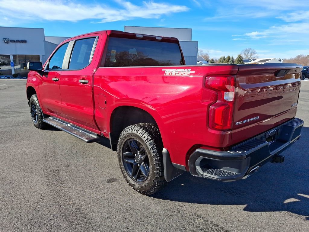 Used 2019 Chevrolet Silverado 1500 Custom Trail Boss w/ Custom Convenience Package image 5