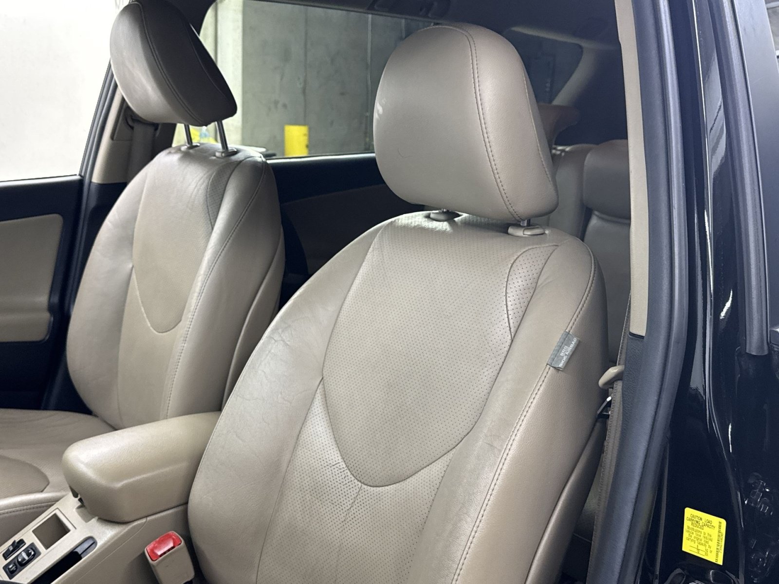 Used 2010 Toyota RAV4 Limited AWD/4WD image 25