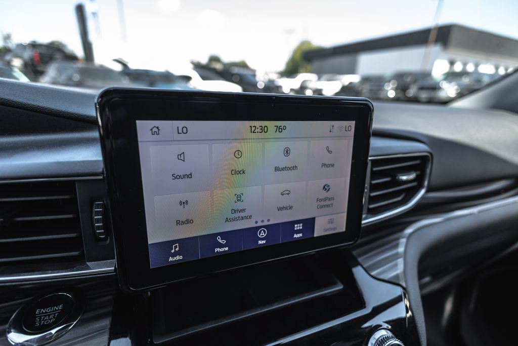 Used 2022 Ford Explorer Limited AWD/4WD image 11