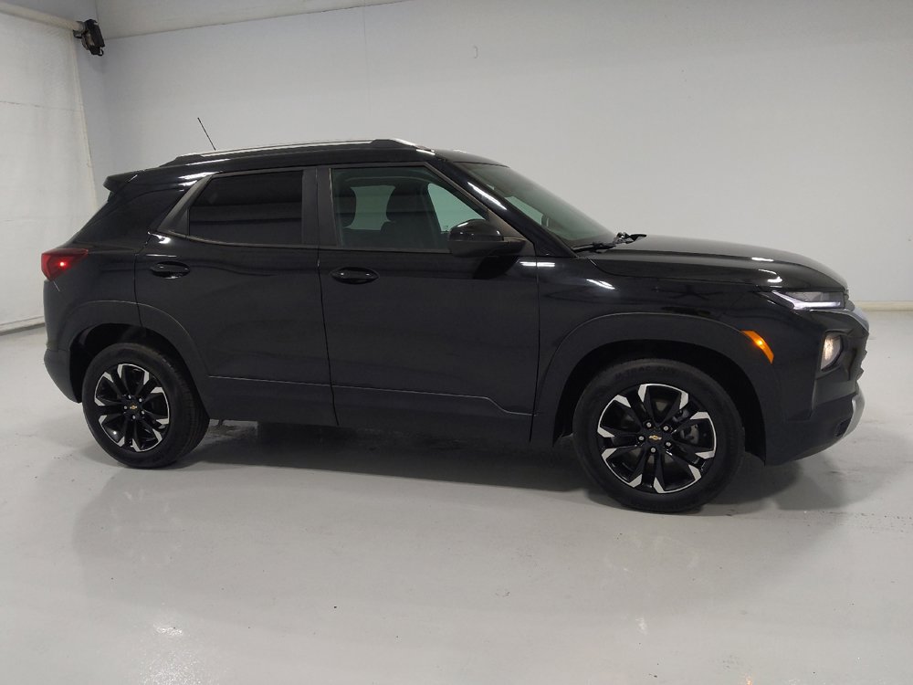 Used 2021 Chevrolet TrailBlazer LT w/ Convenience Package FWD image 11