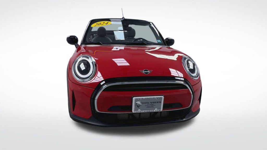 Used 2024 MINI Cooper Convertible image 3