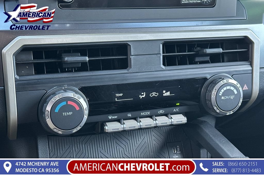 Used 2025 Toyota Tacoma SR5 AWD/4WD image 27