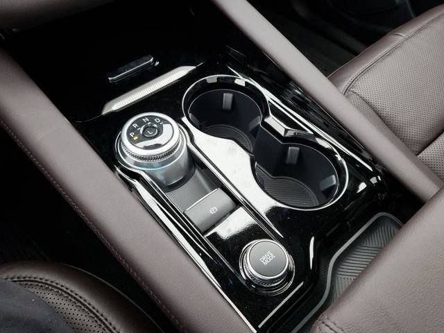 New 2025 Ford Explorer Platinum image 28