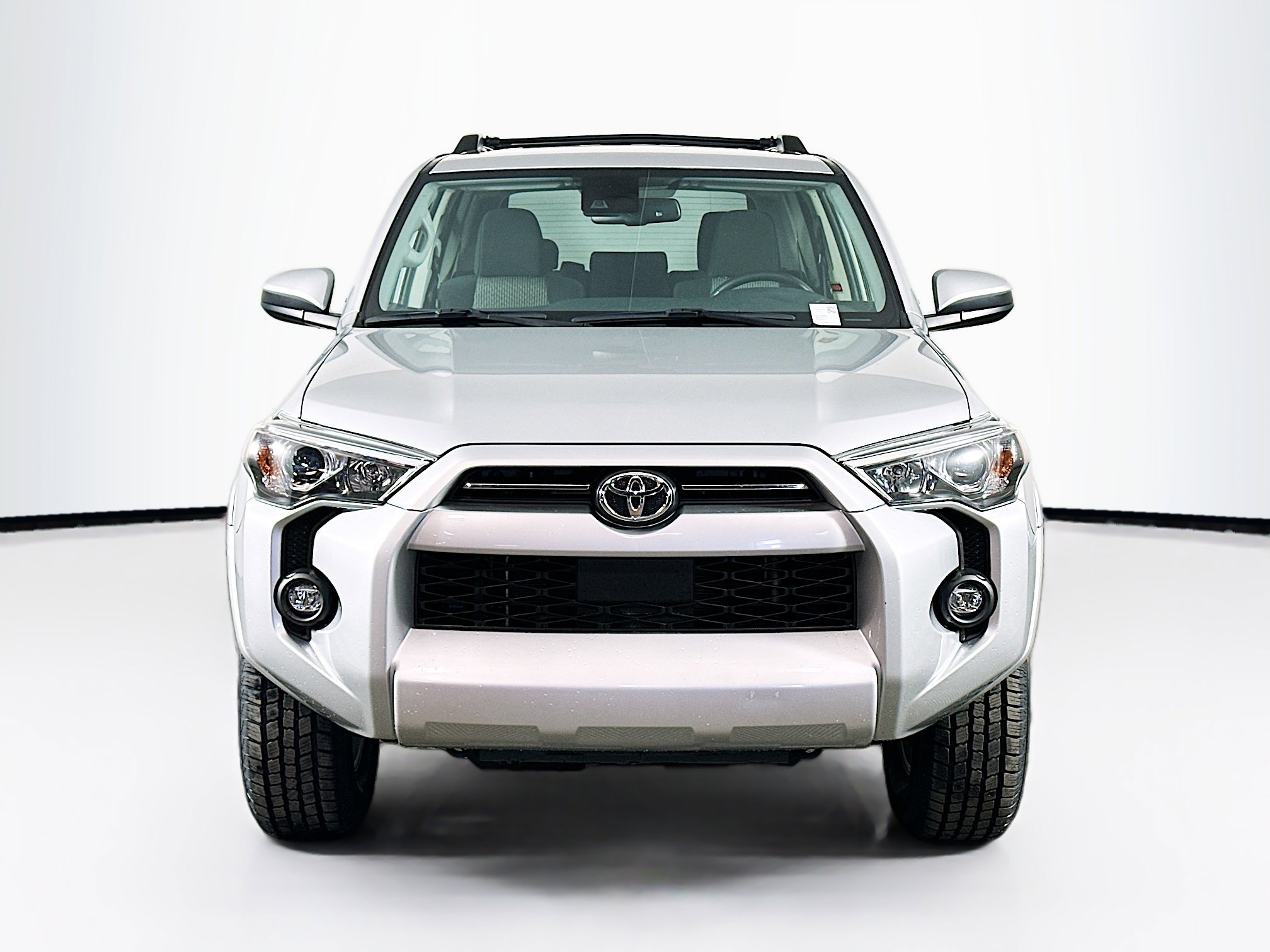 Used 2024 Toyota 4Runner SR5 AWD/4WD image 2
