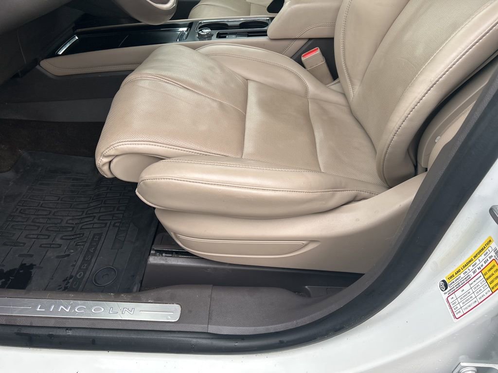 Used 2022 Lincoln Corsair Grand Touring w/ Elements Technology Bundle image 20