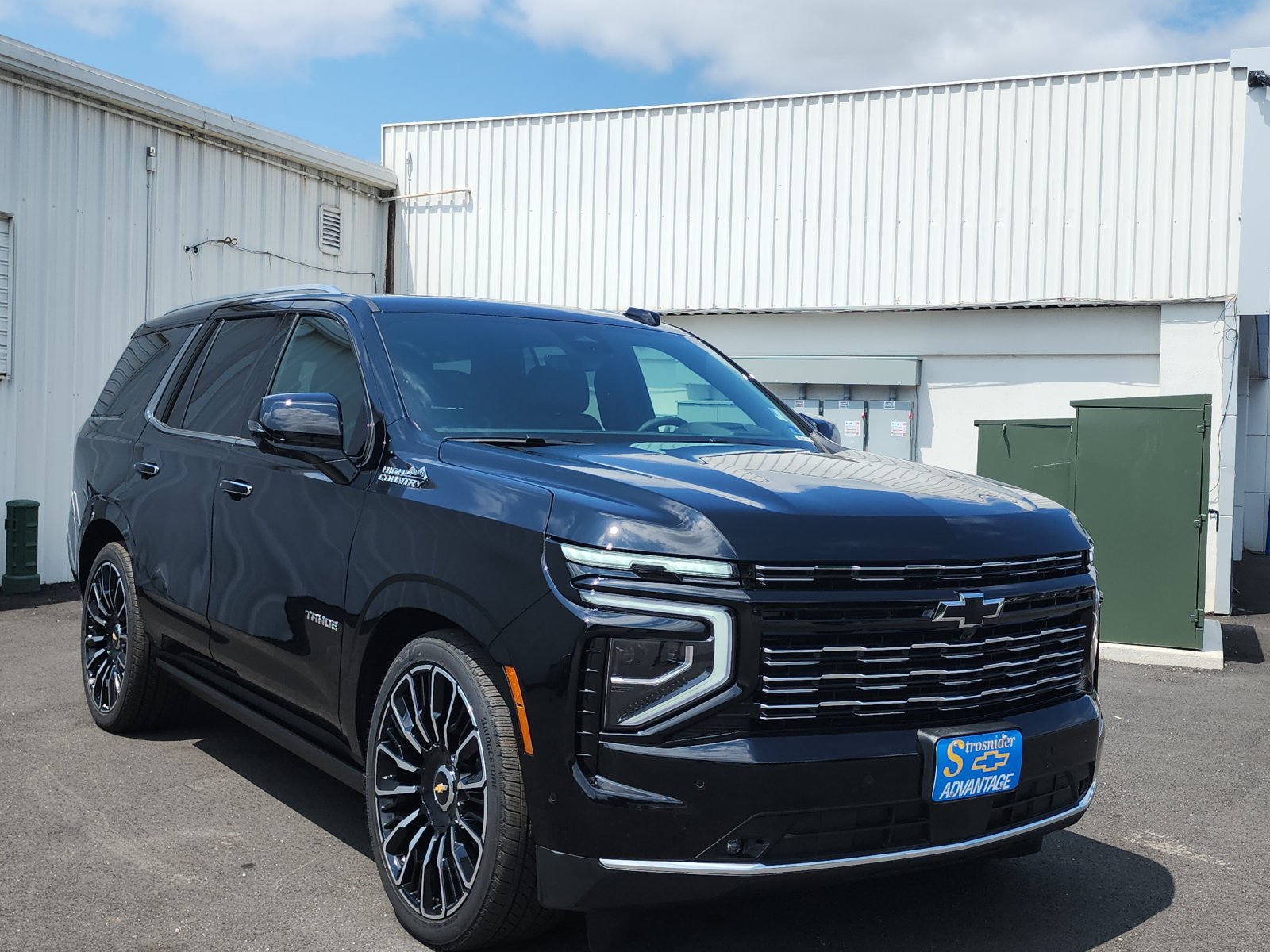 New 2026 Chevrolet Tahoe High Country AWD/4WD image 7