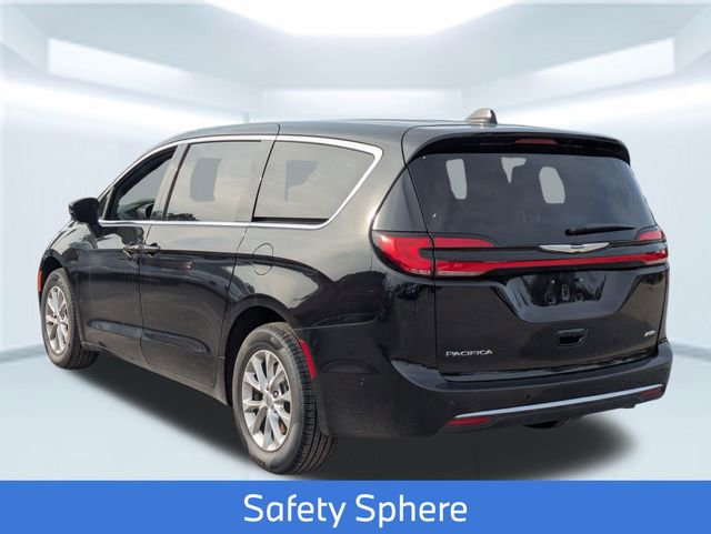 New 2025 Chrysler Pacifica Select image 4