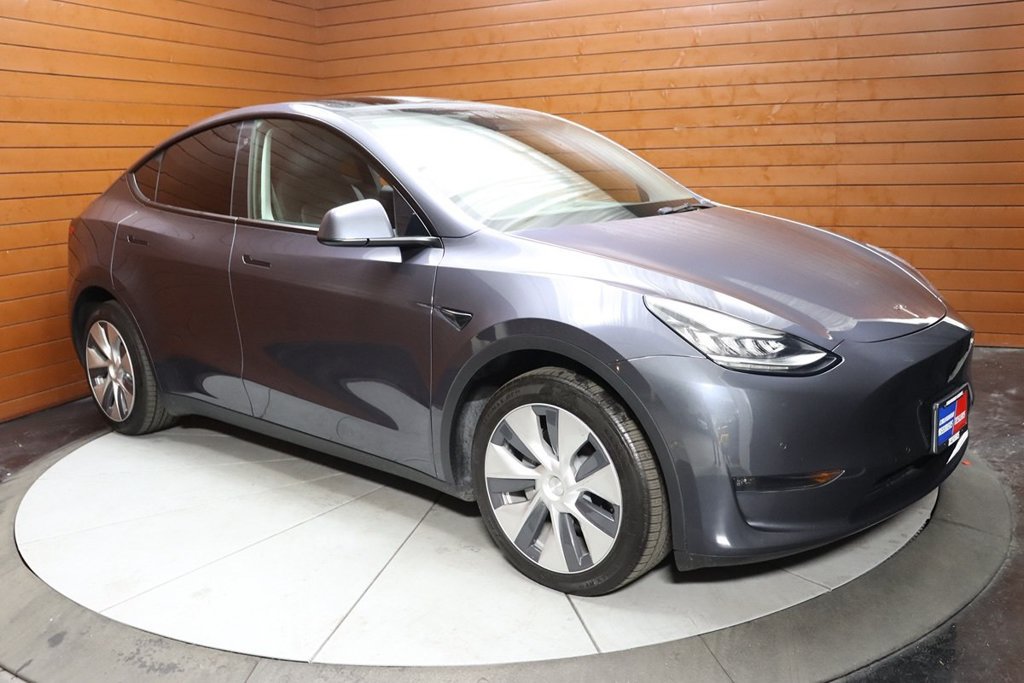 Used 2023 Tesla Model Y Long Range AWD/4WD image 17