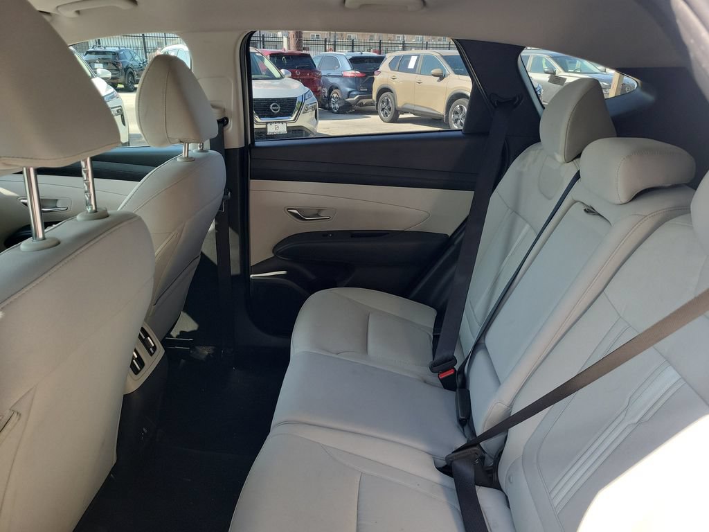 Used 2025 Hyundai Tucson SEL FWD image 9