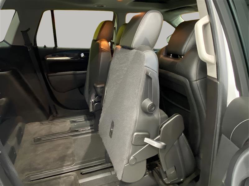 Used 2017 Buick Enclave Premium image 39