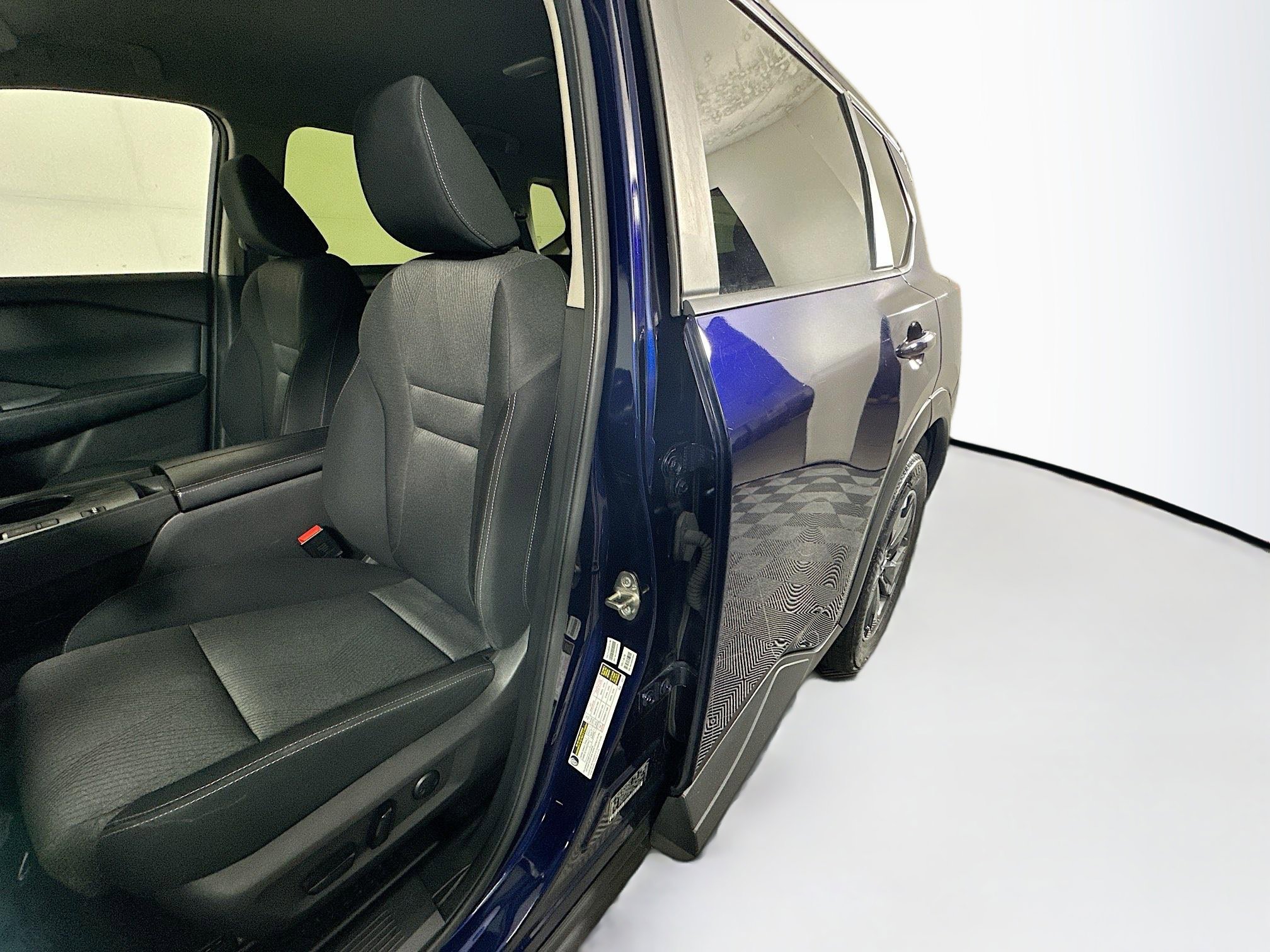 Used 2024 Nissan Rogue SV FWD image 12