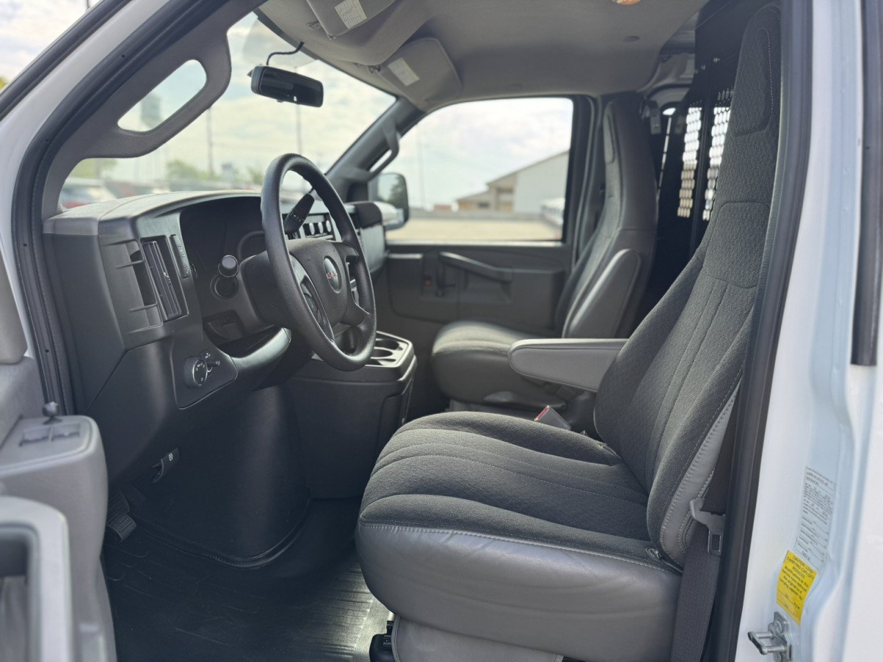 Used 2024 GMC Savana 2500 w/ Driver Convenience Package RWD image 10