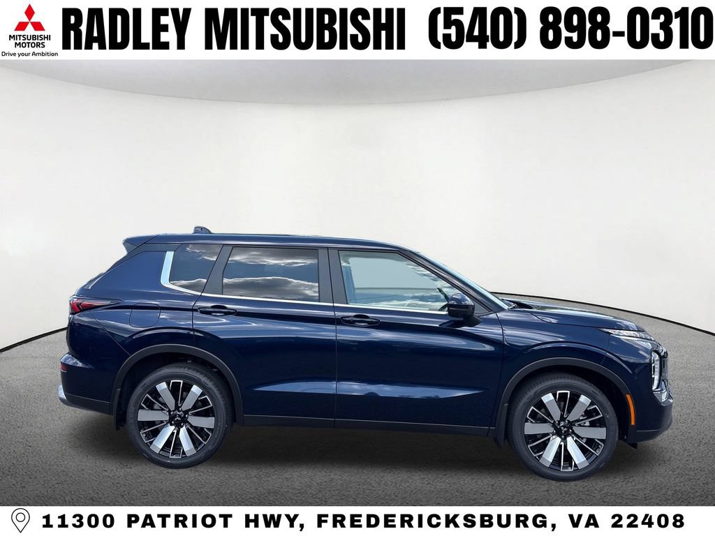 New 2026 Mitsubishi Outlander SE AWD/4WD image 16