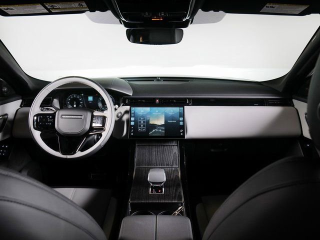 New 2026 Land Rover Range Rover Velar Dynamic SE AWD/4WD image 4