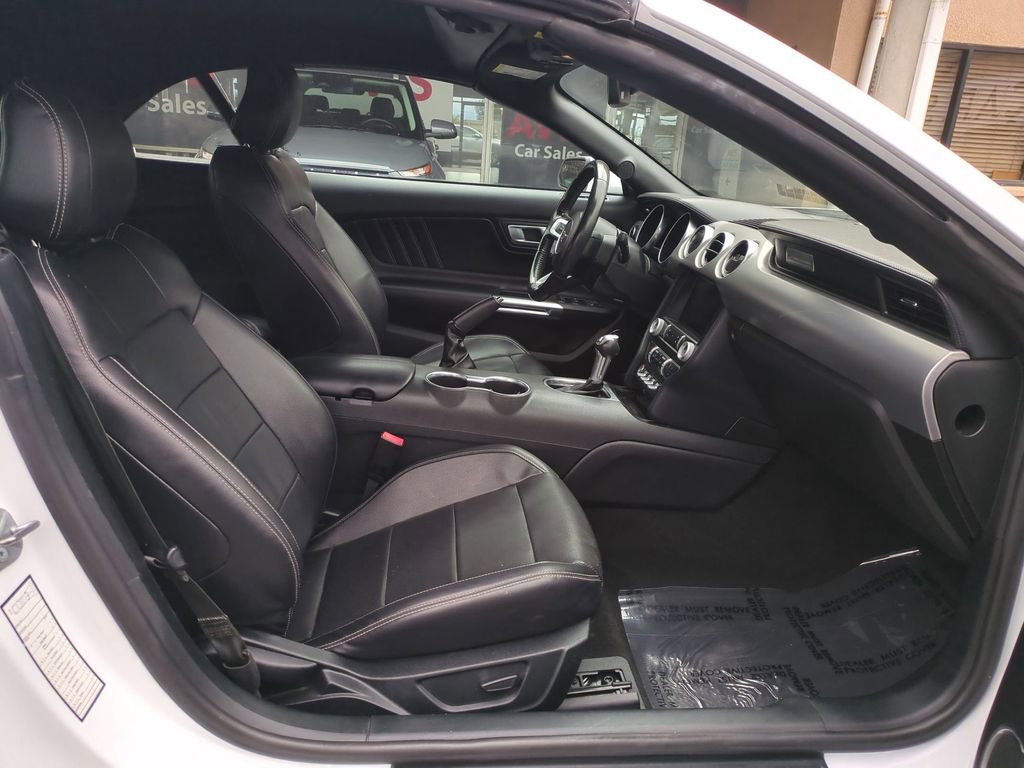Used 2023 Ford Mustang Premium RWD image 28