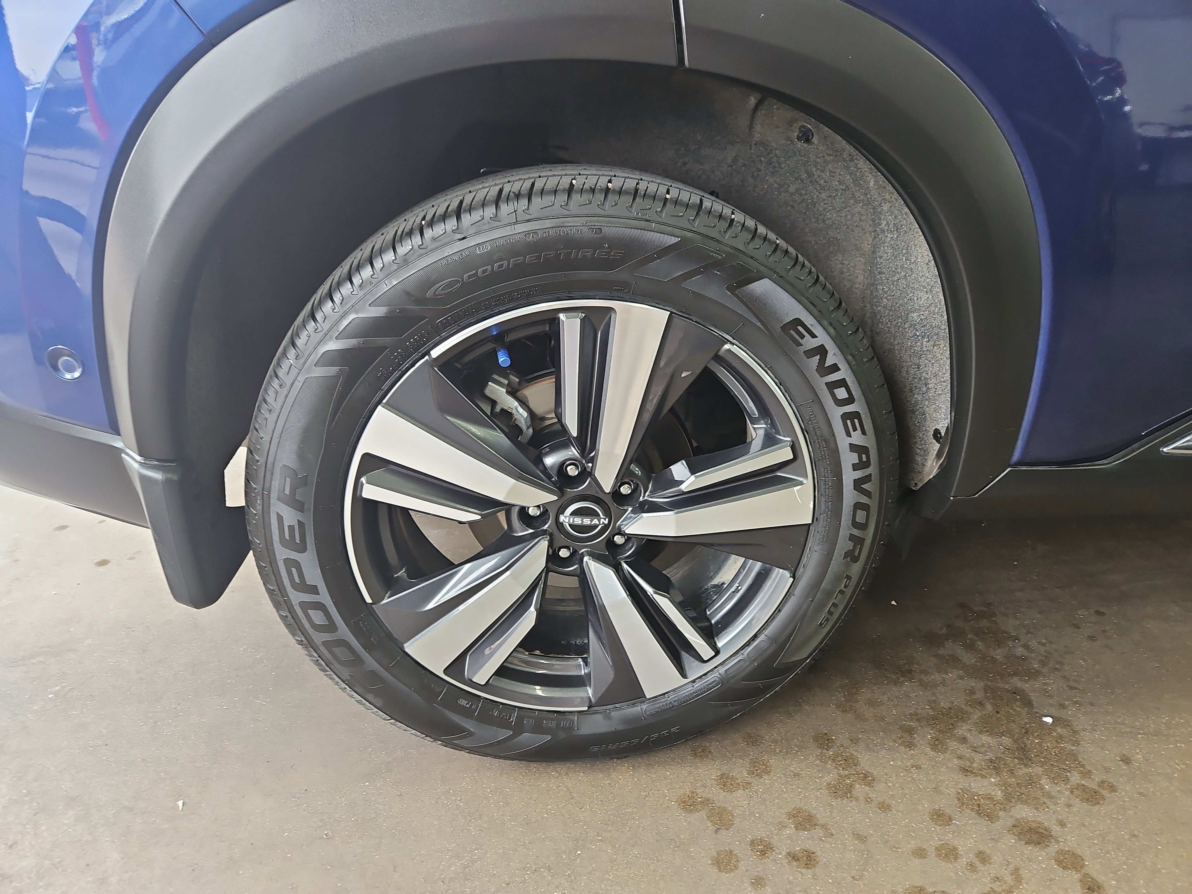 Used 2023 Nissan Rogue Platinum w/ Platinum Premium Package image 16