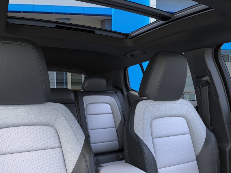 New 2025 Chevrolet Equinox EV LT FWD image 24
