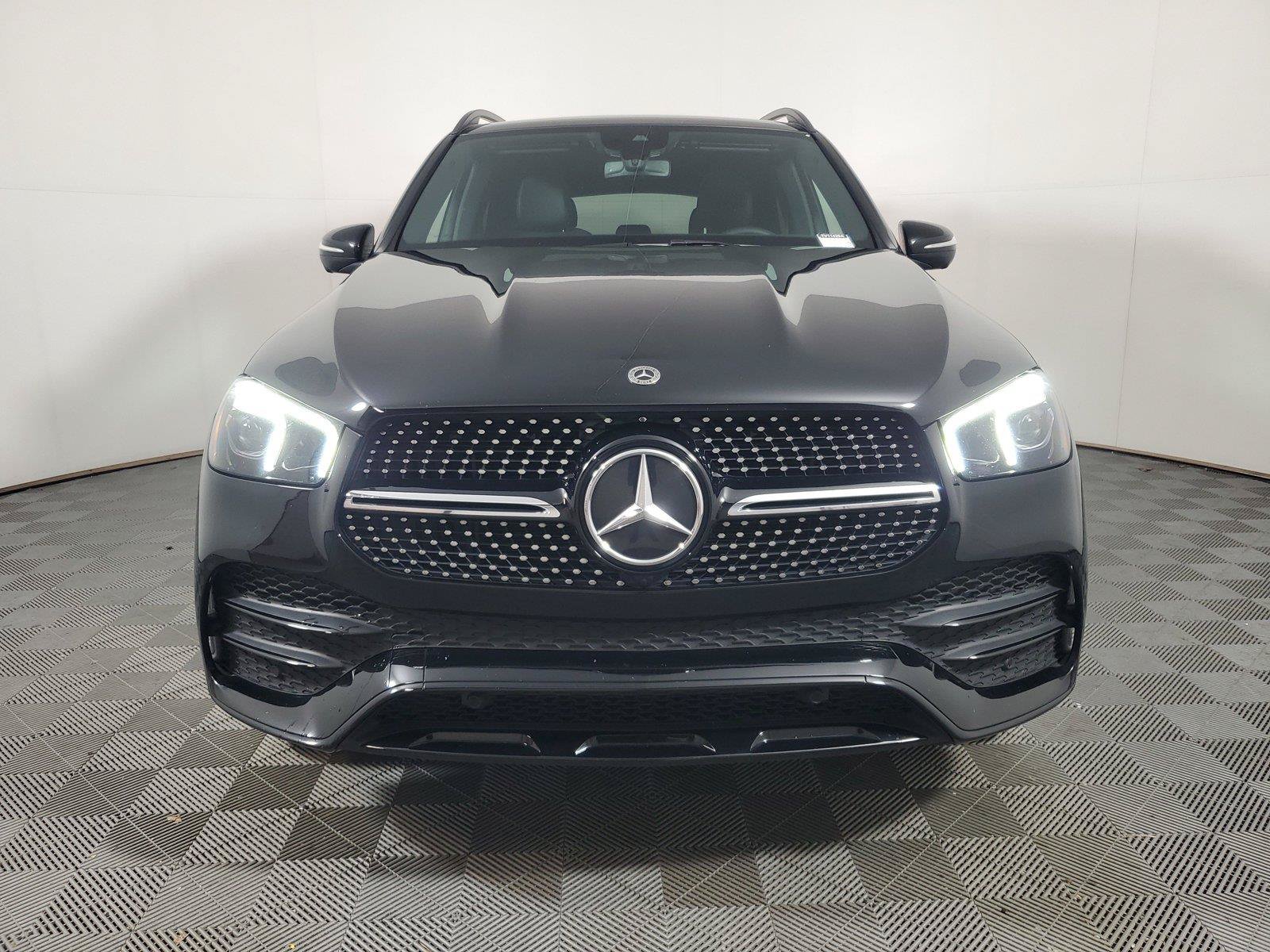 Used 2021 Mercedes-Benz GLE 350 image 2