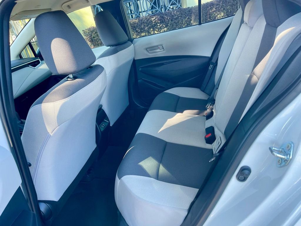 Used 2025 Toyota Corolla LE image 11