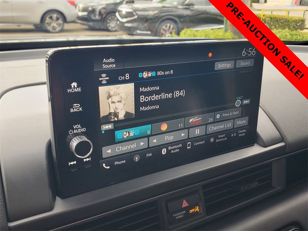 Used 2023 Honda Pilot TrailSport image 29