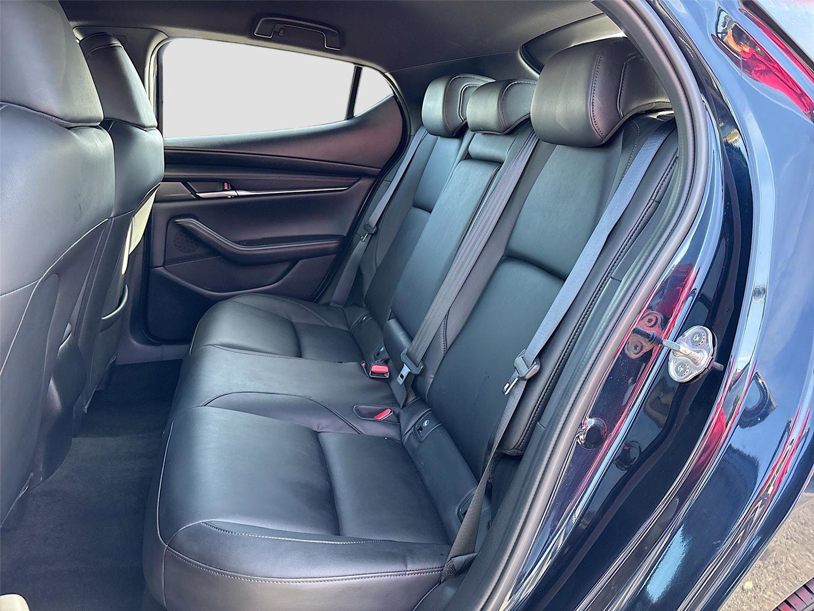 Used 2024 MAZDA MAZDA3 s image 24