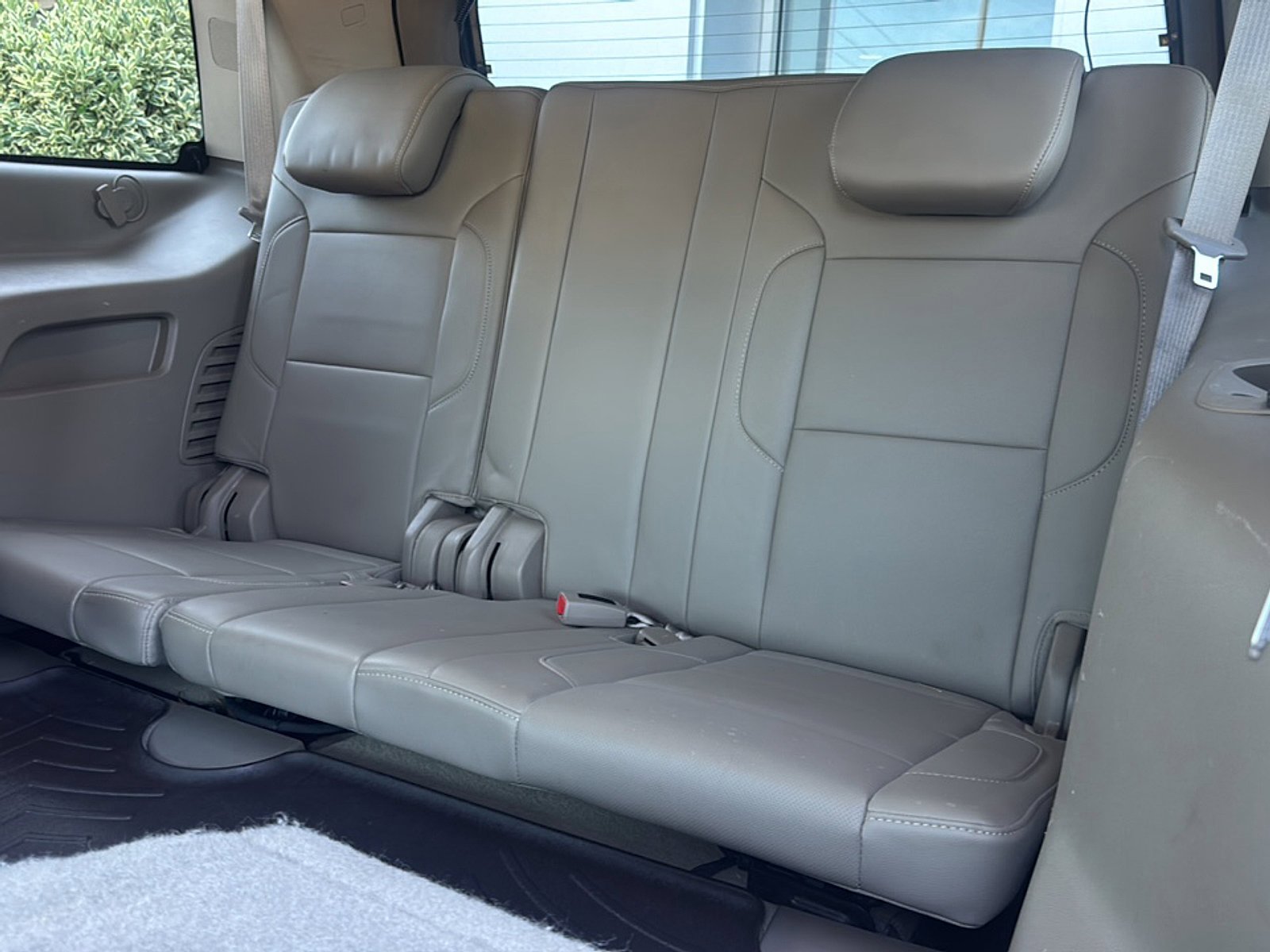 Used 2015 GMC Yukon SLT w/ Open Road Package AWD/4WD image 25