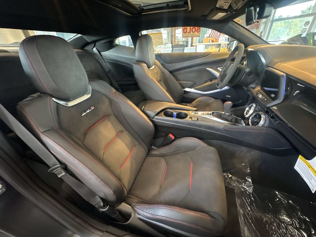 Used 2024 Chevrolet Camaro ZL1 RWD image 29