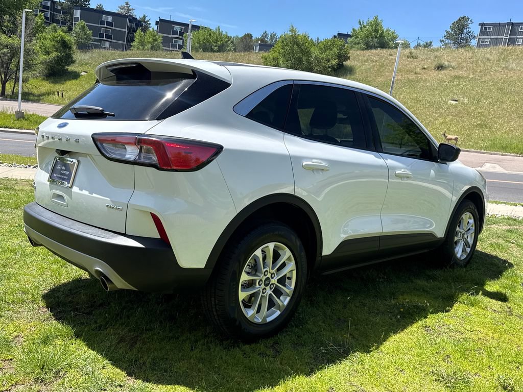 Certified 2022 Ford Escape SE w/ Convenience Package AWD/4WD image 9