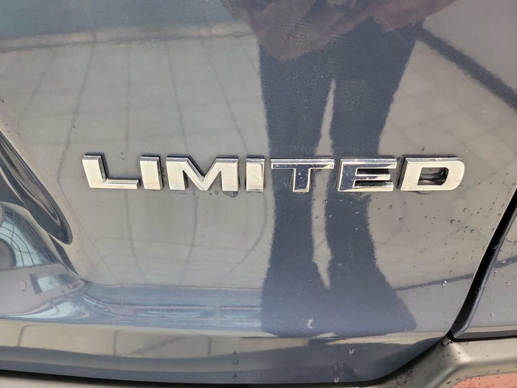 Used 2020 Jeep Cherokee Limited AWD/4WD image 11