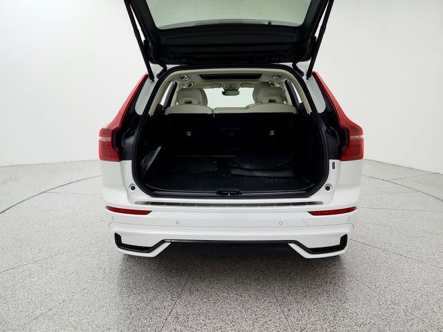 Certified 2026 Volvo XC60 B5 Ultra AWD/4WD image 15