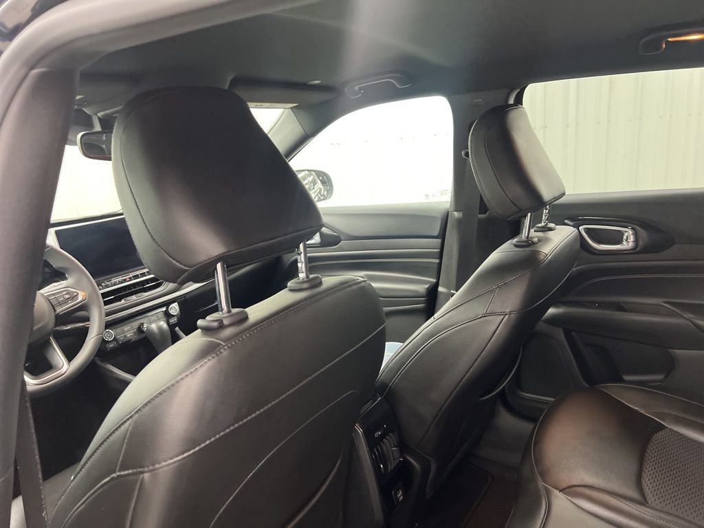 Used 2022 Jeep Compass Altitude image 13