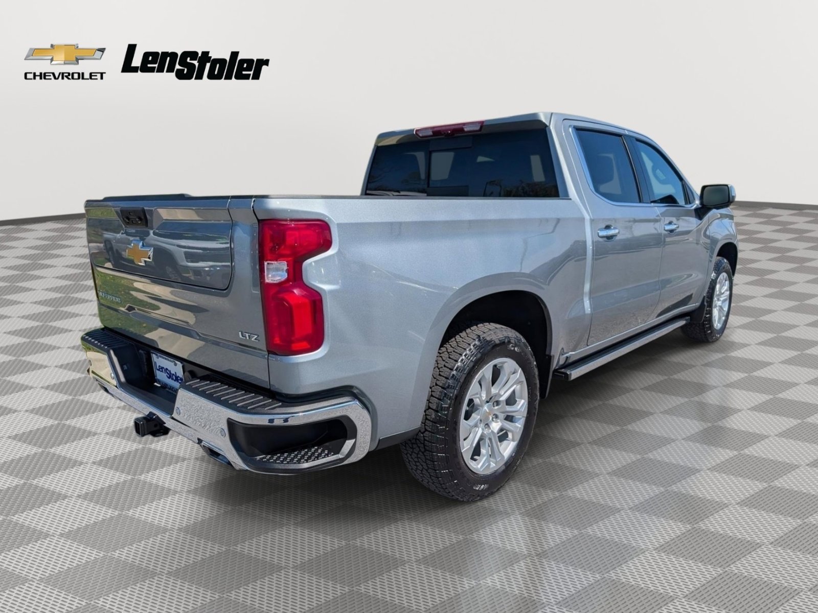 Used 2025 Chevrolet Silverado 1500 LTZ w/ LTZ Premium Package AWD/4WD image 5