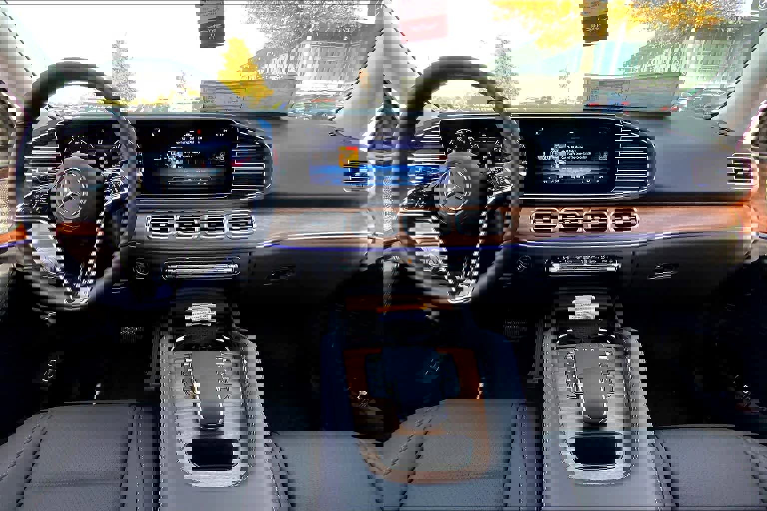 Certified 2025 Mercedes-Benz GLE 350 4MATIC image 7